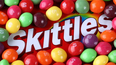Che gusto ha l’arcobaleno? da caramelle Skittles, ovviamente